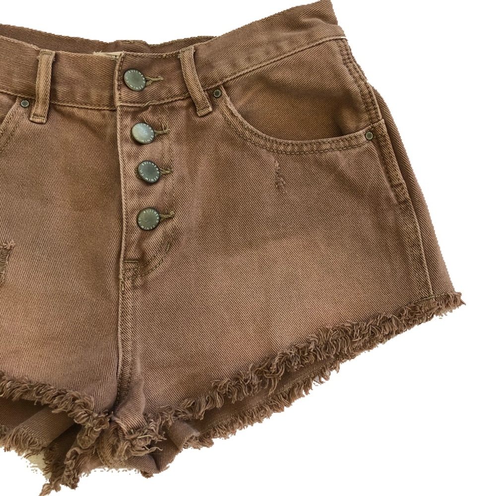 BULLHEAD Mauve Colored Distress Shorts